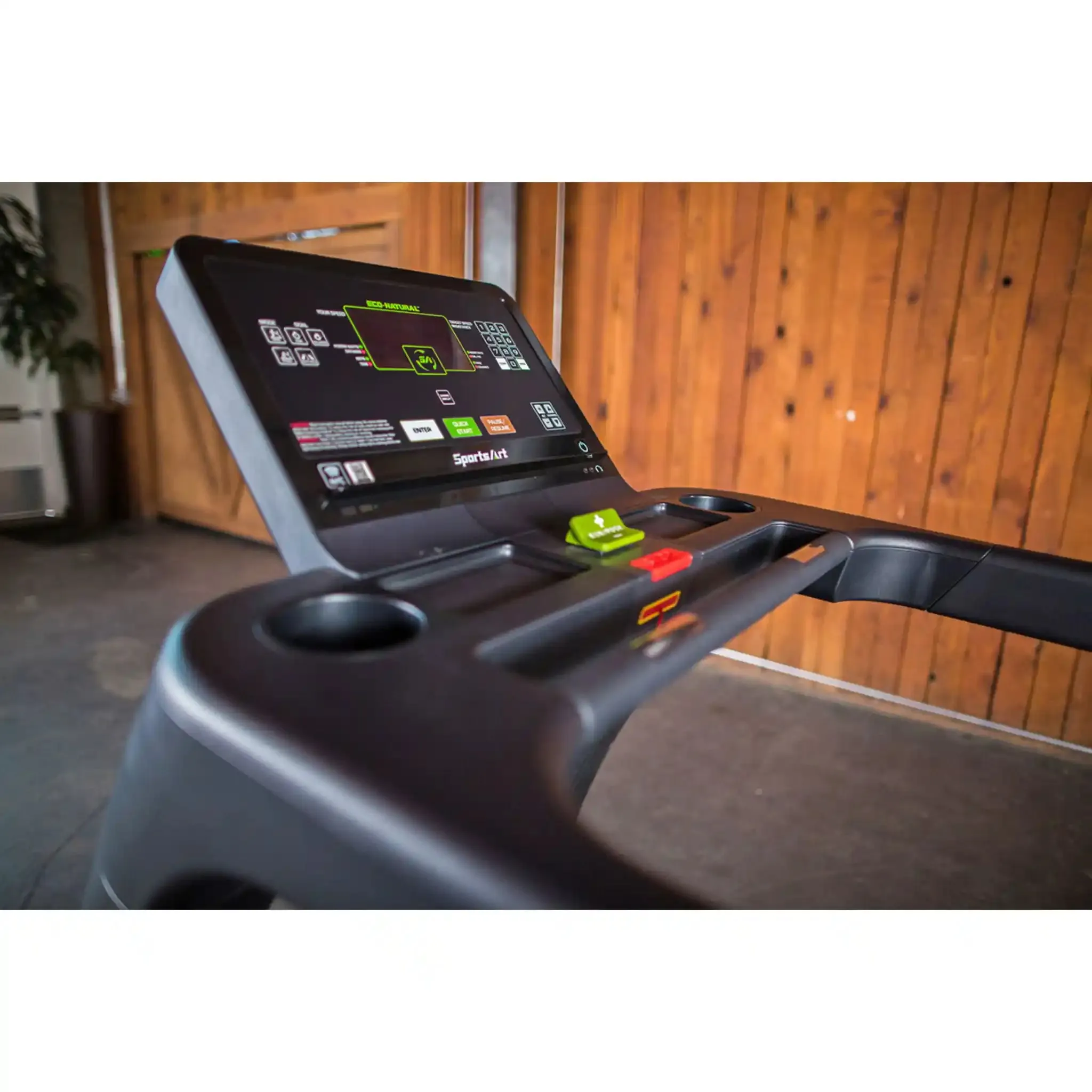 SportsArt N685 Verde Status Eco-Natural Treadmill